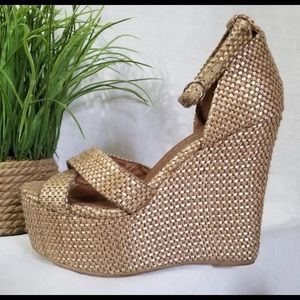 Jeffrey Campbell Handmade Ibiza Wedge tan/gold